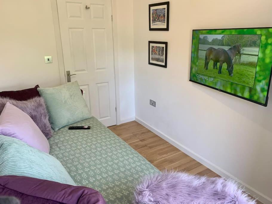 Renovated Miner'S Cottage - Family & Dog Friendly Abertillery Exterior photo
